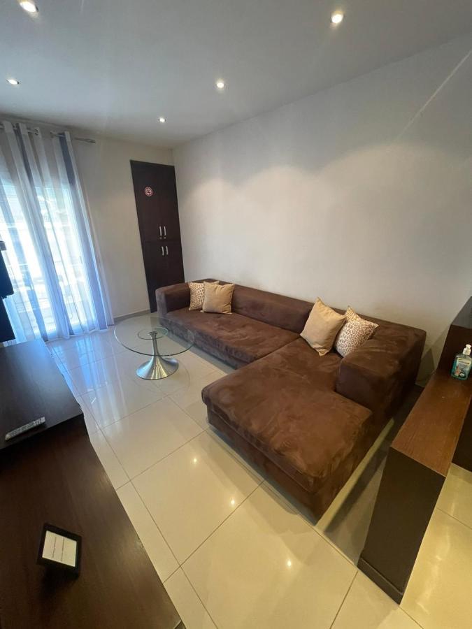 Central Sunny Apartment テッサロニキ エクステリア 写真